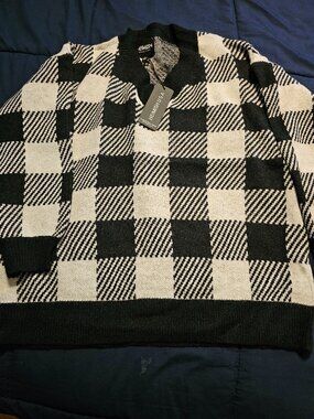 Heimish Plaid sweater sz L